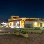 S'ena Hotel