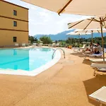 S'ena Hotel