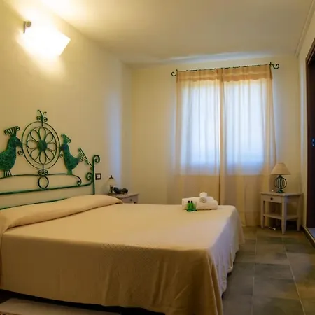 מלון S'ena ארבוס