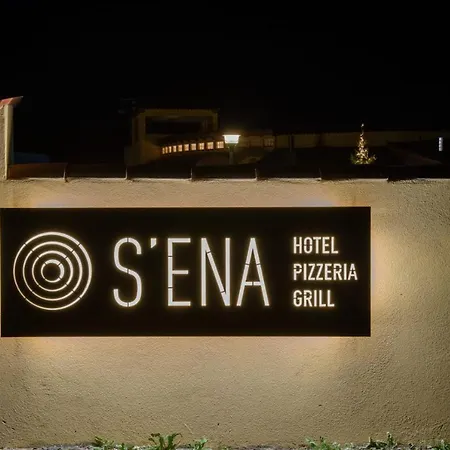 S'ena Ξενοδοχείο *