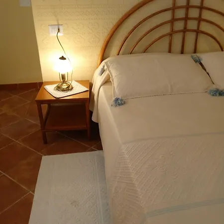 S'ena מלון ארבוס